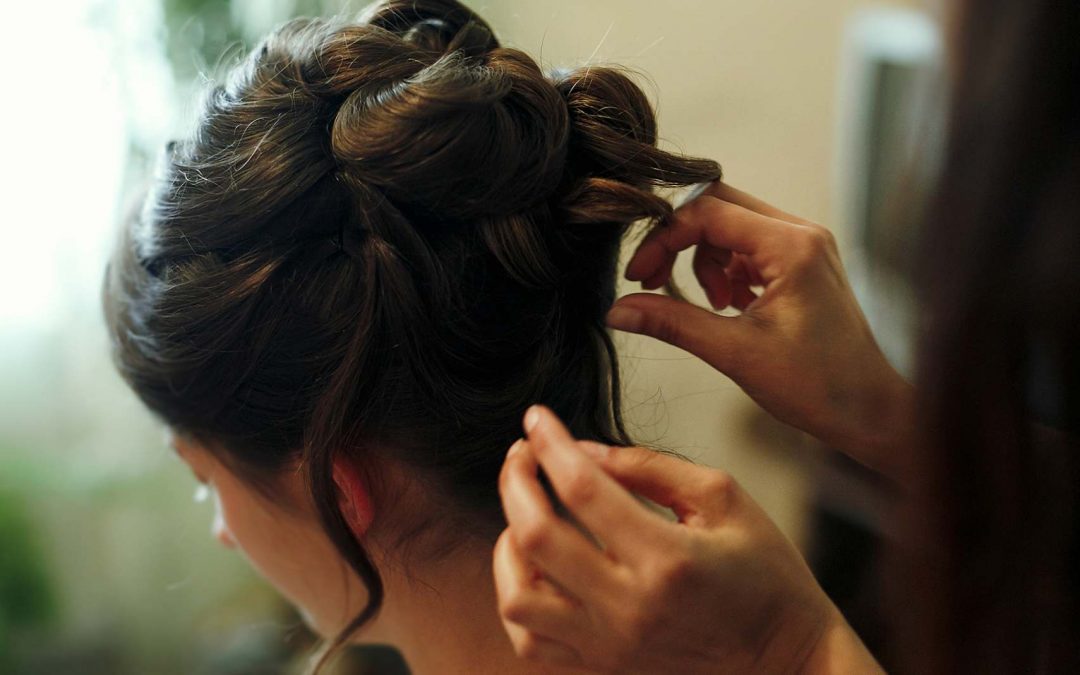 4 Effective Ways Hair Salons Use to Attract their Customers